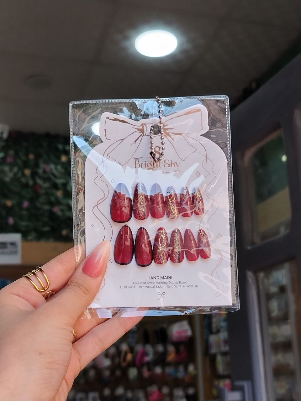 مجموعة أظافر تركيب فاخرة – Bright Shy Press On Nails
