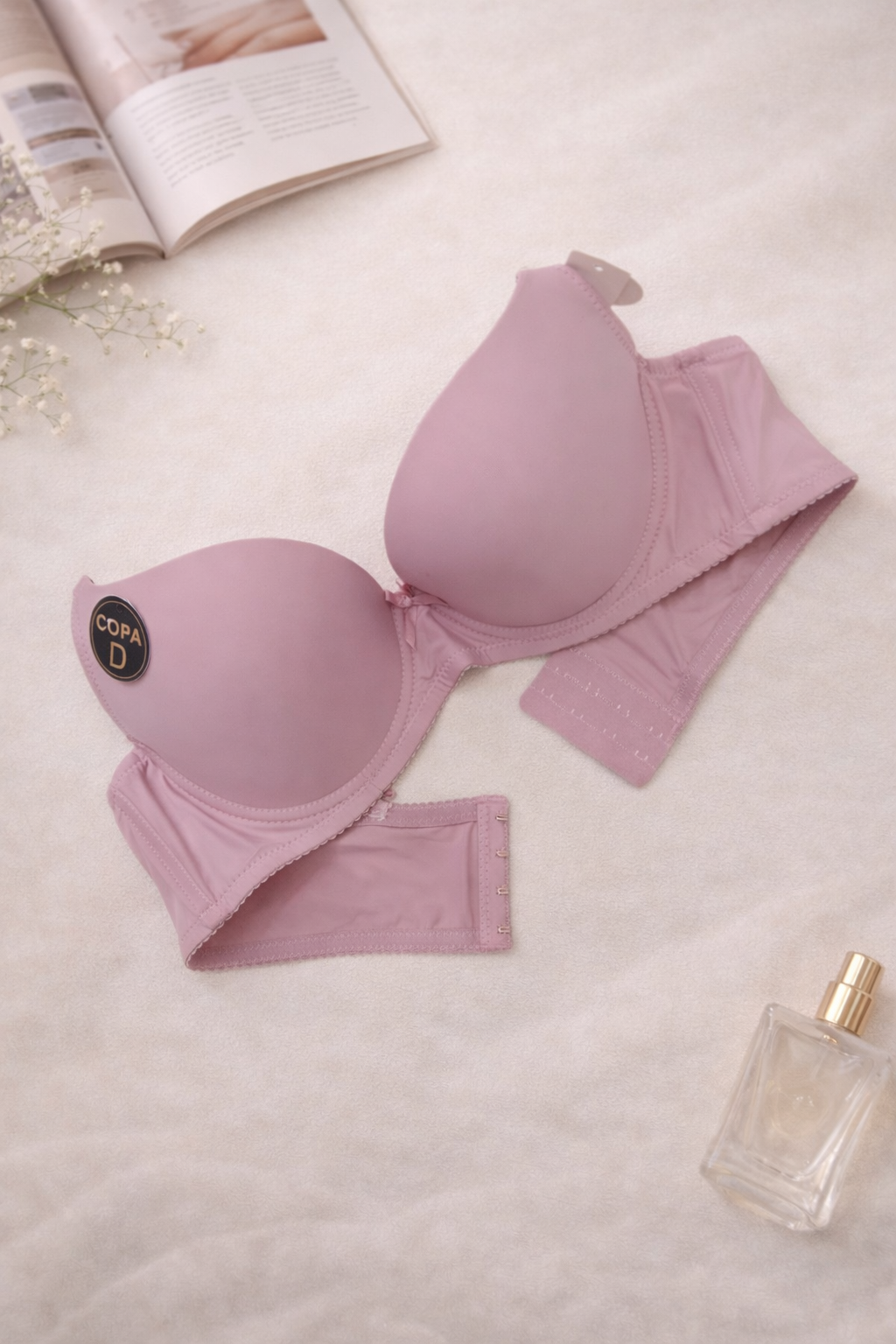 برا حريمي كب D سادة مبطن خفيف – مقاسات 42–48 (ألوان متعددة)