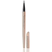 Dynamic Liquid Eyeliner Pro – ايلاينر سائل برو ضد التلطخ يدوم طويلًا