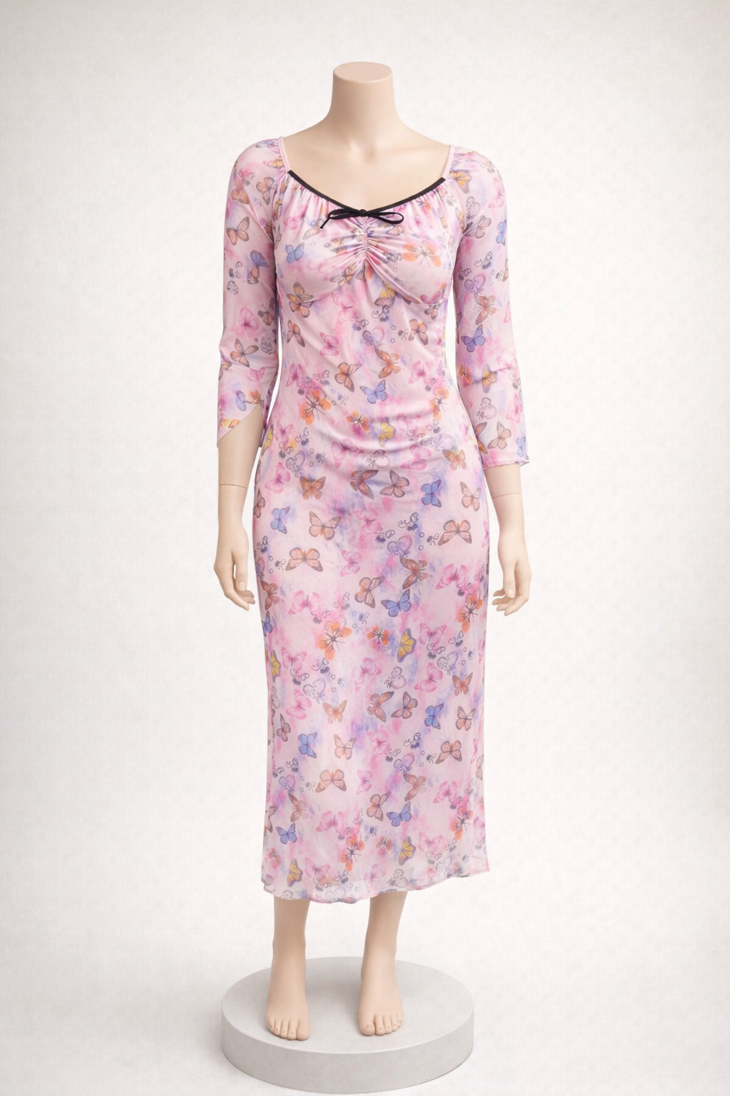 قميص نوم حريمي طويل بطبعة فراشات – كم 3/4 (Soft Home Dress)