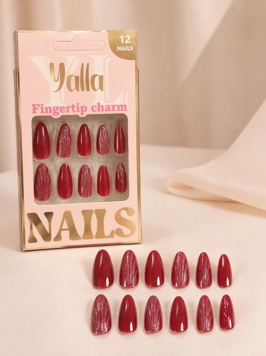 أظافر تركيب Yalla Fingertip Charm – أحمر غامق بتصميم لامع 12 قطعة