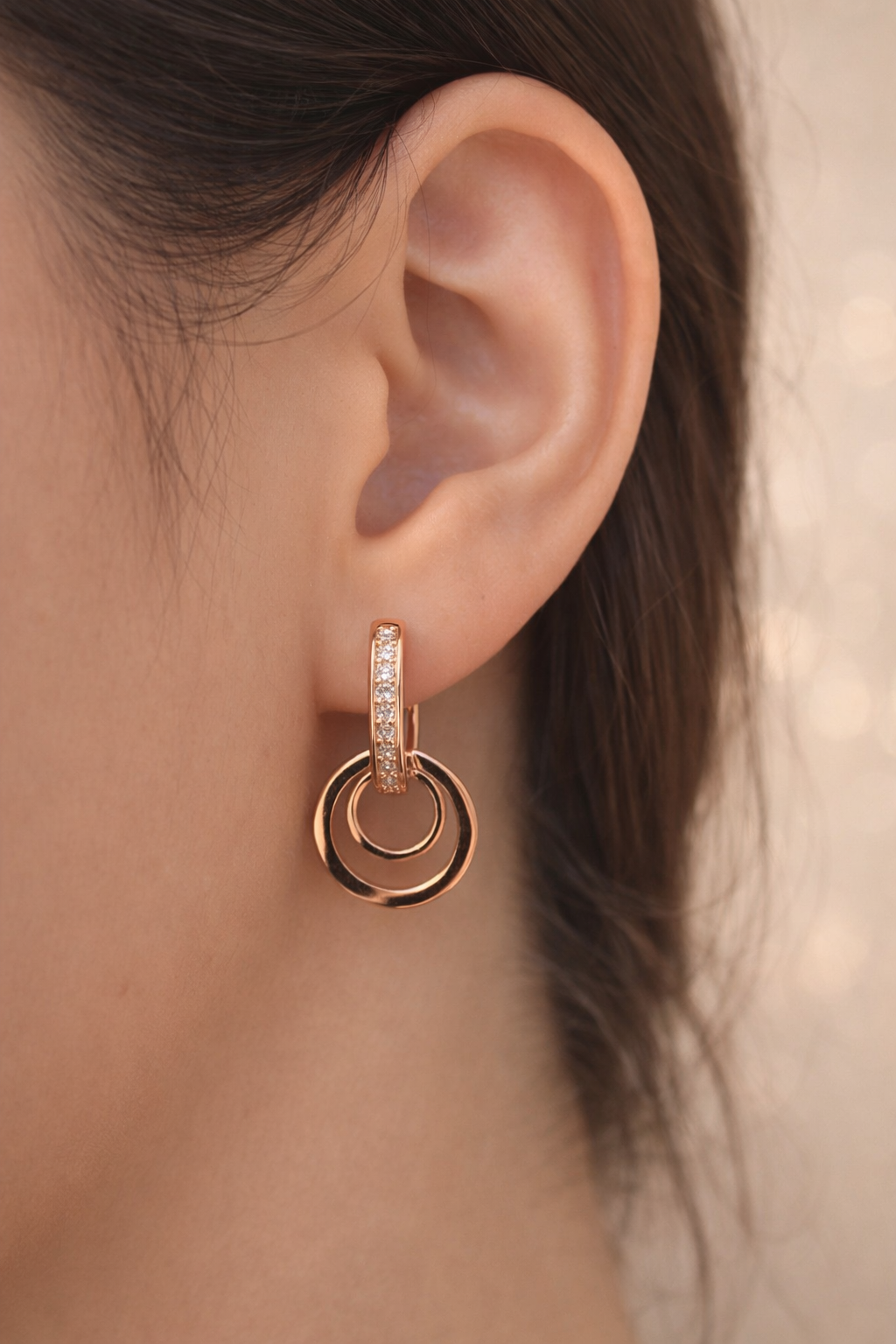 حلق  جولد مرصّع – تصميم دوائر متدلية (Double Circle Drop)