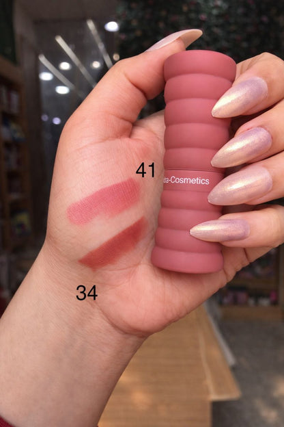 Sandra Velvet Nude Lipstick Set – درجات نود مطفية