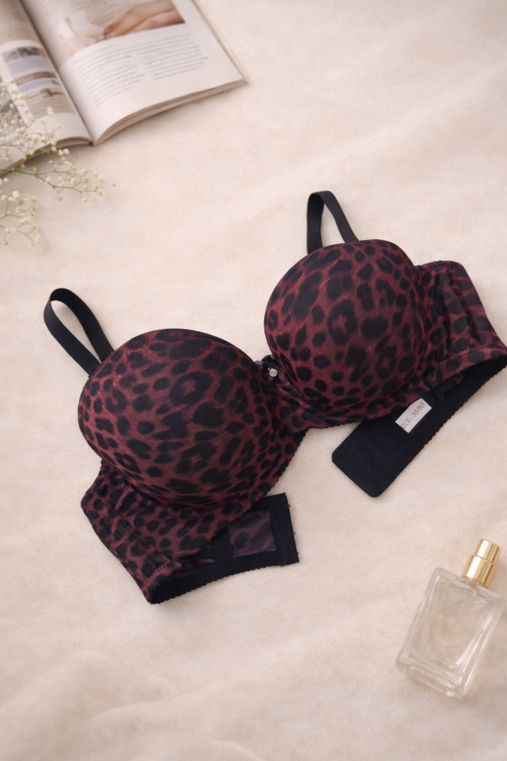 برا BINNYS كب D ليوبارد Thin Cup – دعم وثبات (مقاسات 36D–42D + ألوان متعددة)