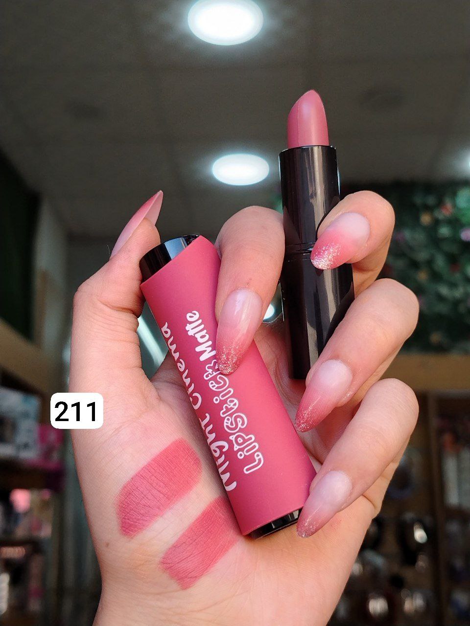 Might Cinema Lipstick Matte – روج مايت سينما مطفي ثابت ومقاوم للماء
