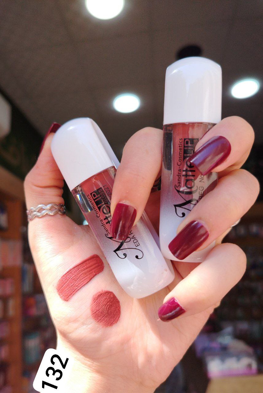 ليب جلوس مطفي – Sandra Cosmetics Matte Lipgloss