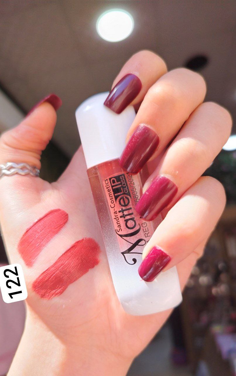 ليب جلوس مطفي – Sandra Cosmetics Matte Lipgloss