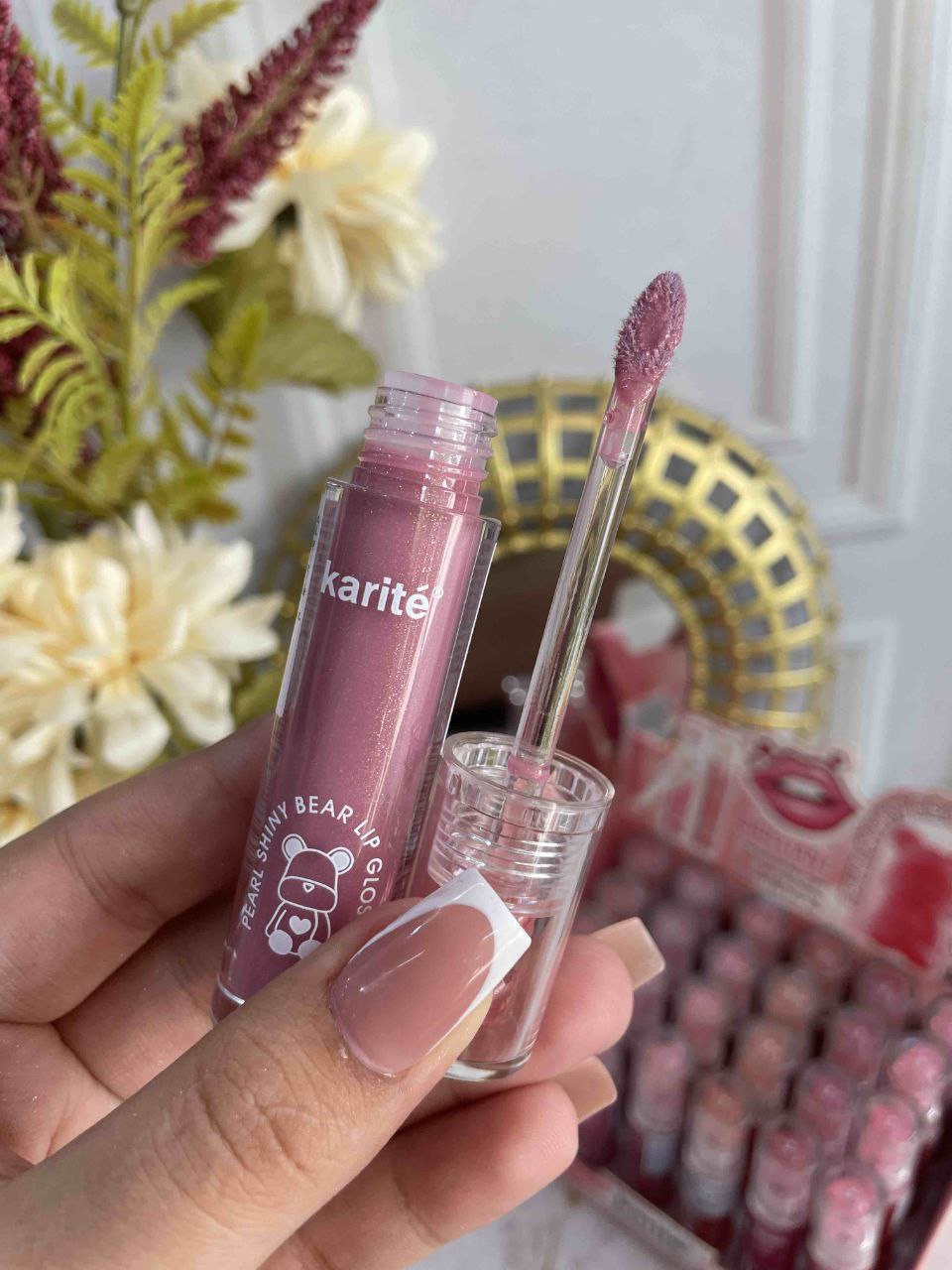 ليب جلوس Karité Bear Lip Gloss – Pearl Shiny Collection